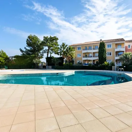 Lauriers - Maeva - 2 Pieces 4 Personnes - Prestige Mae-8981 * Les Issambres